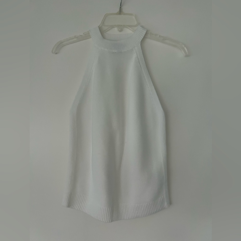 Banana Republic halter like 💯% cotton,  white top, size XS